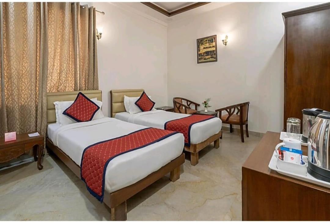Hotel Agra Grande By Goyal Hoteliers Exteriér fotografie