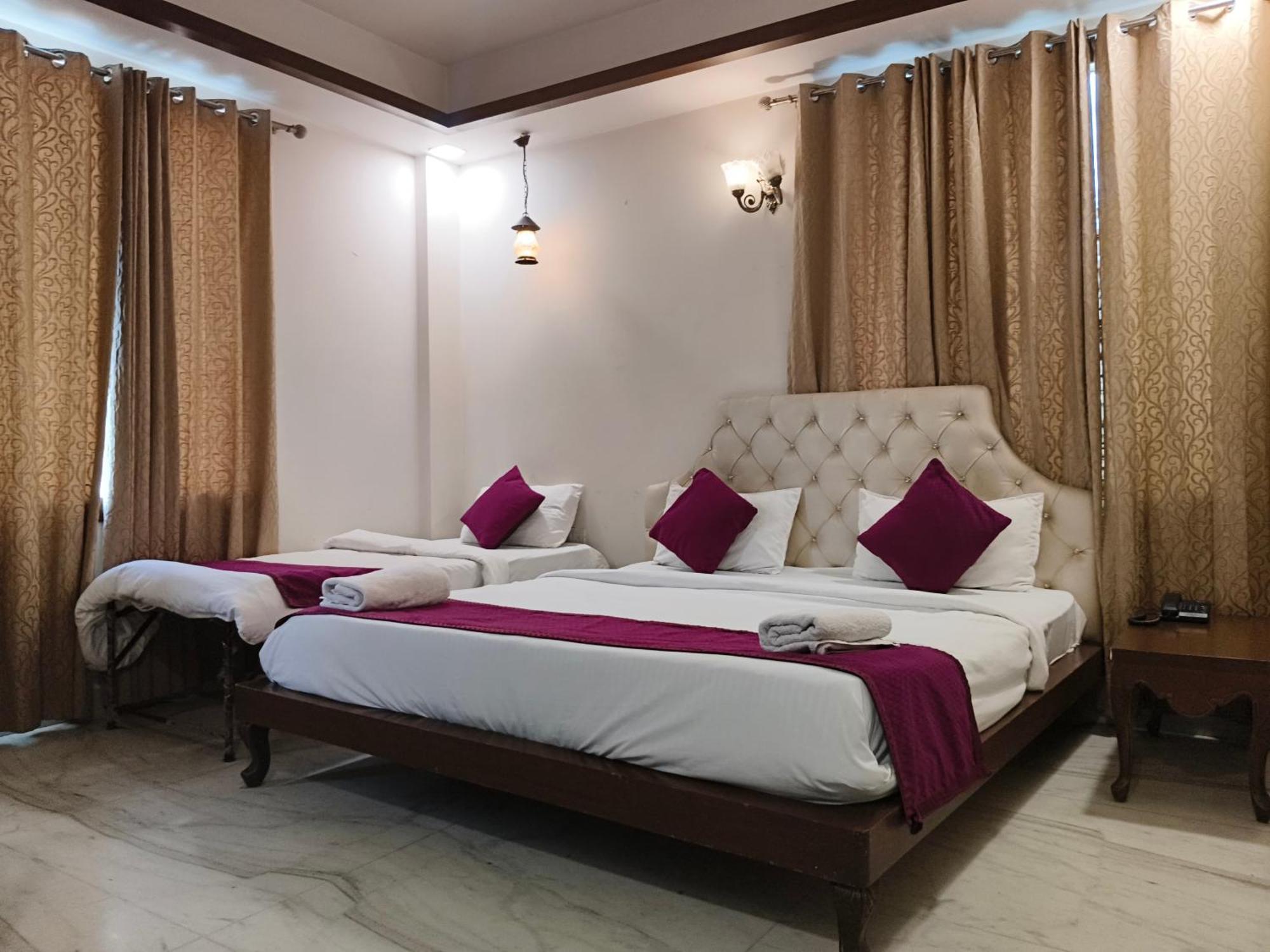 Hotel Agra Grande By Goyal Hoteliers Exteriér fotografie